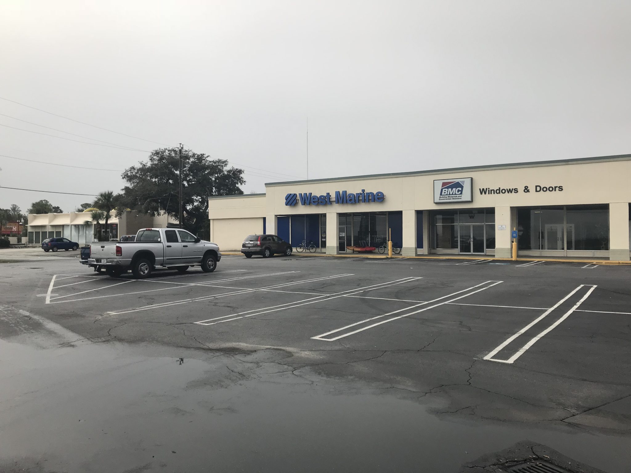 AMMS 681 Brunswick Hardware & Marine Supplies